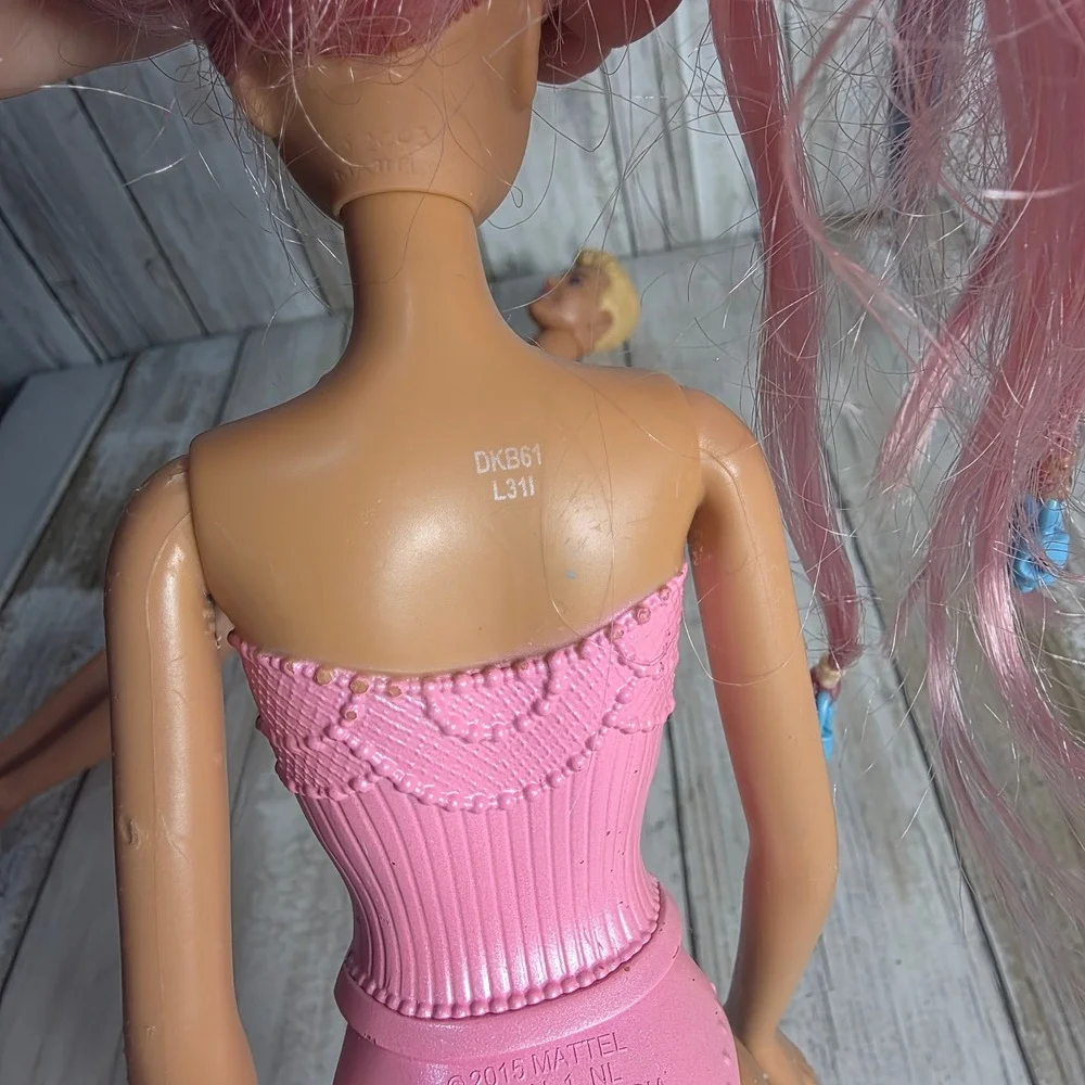 Mattel Barbie and Ken Doll Set Pink Hair Mermaid Bodice & Denim Trunks HJT10